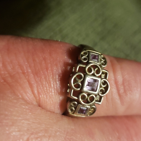 Vintage Sterling Silver Filigree Amethyst Ring - Picture 4 of 4